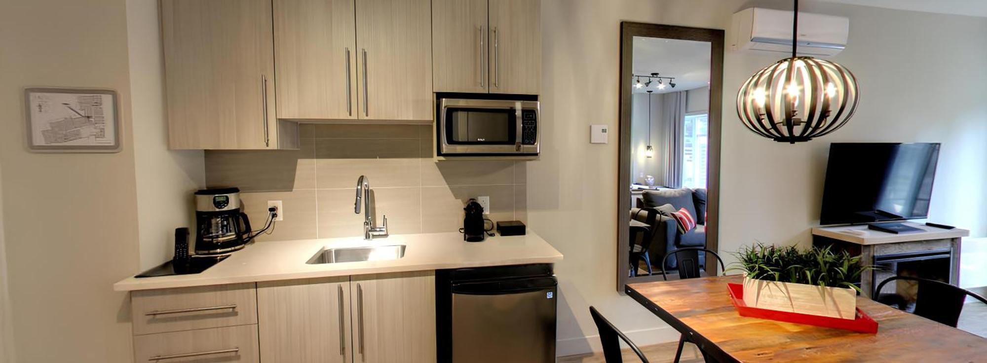 Le Viking Resort Sainte-Marguerite-du-Lac-Masson 外观 照片