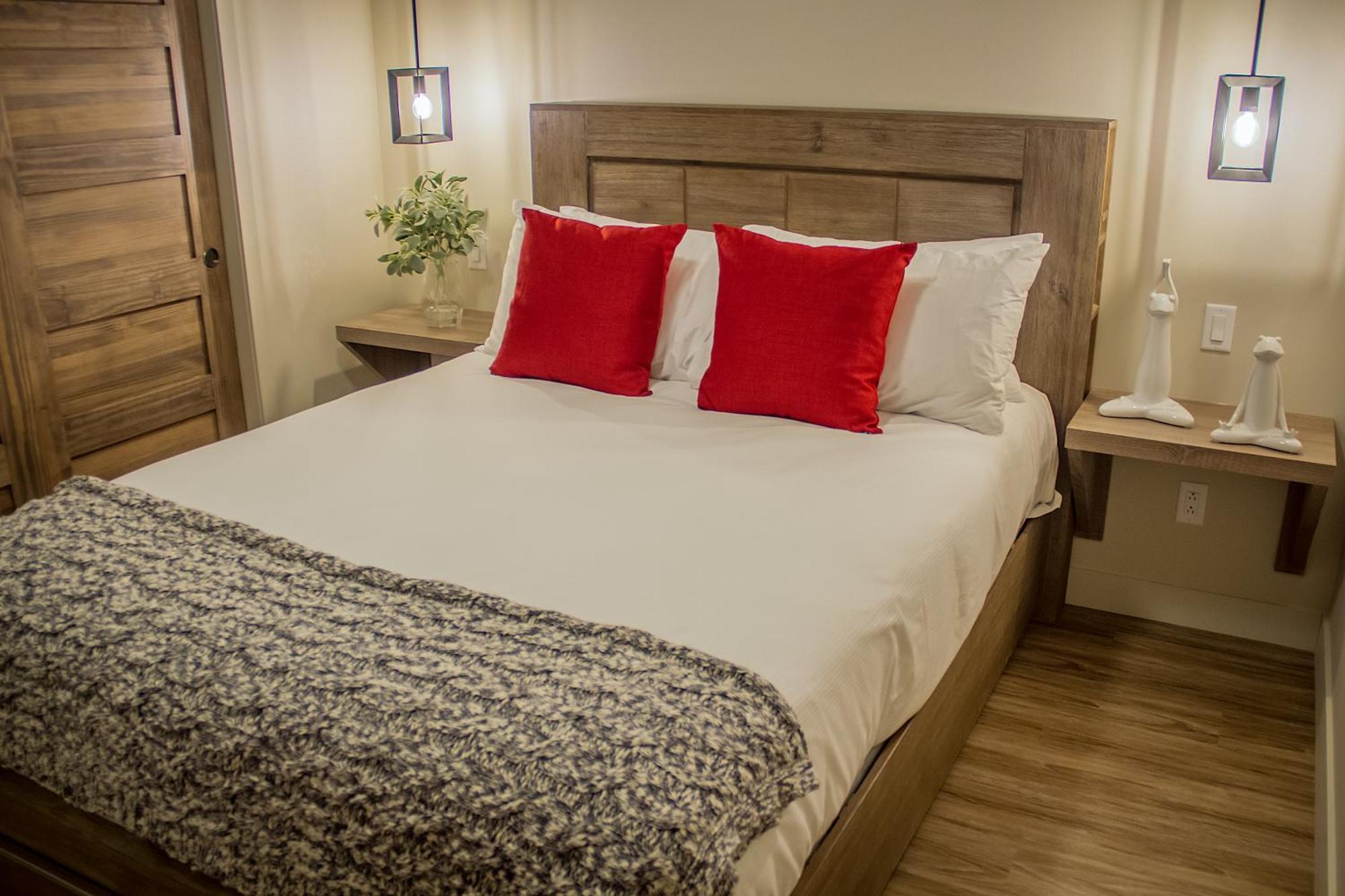 Le Viking Resort Sainte-Marguerite-du-Lac-Masson 外观 照片